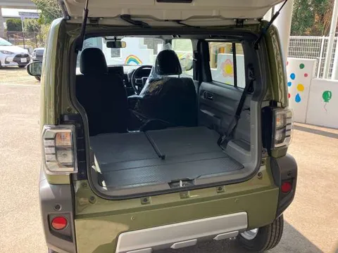 Daihatsu Taft