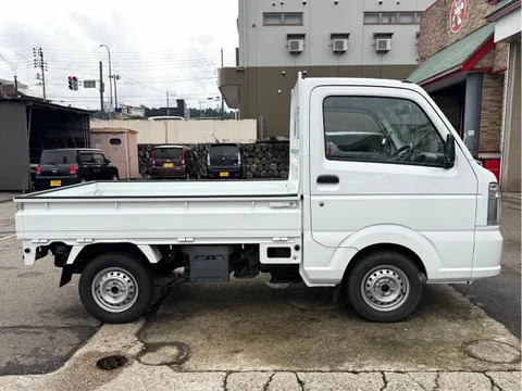 Mazda Scrum Truck