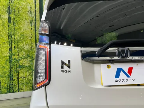 Honda N-WGN Custom