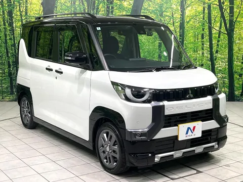Mitsubishi Delica Mini