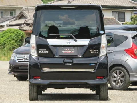Nissan Dayz Roox
