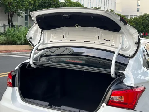 Chery Arrizo 5
