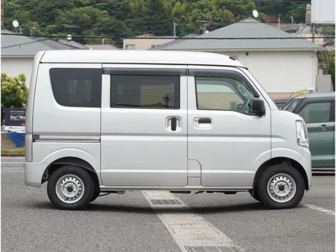 Mitsubishi Minicab Van