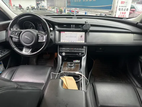 Jaguar XFL