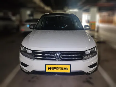Volkswagen Tiguan L