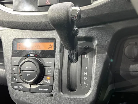Suzuki Wagon R Stingray