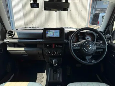 Suzuki Jimny Sierra