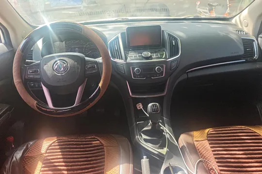Dongfeng AX5
