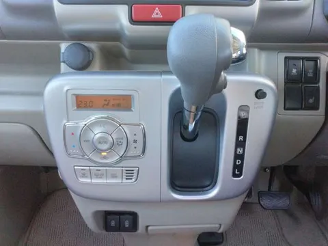 Nissan Clipper Rio