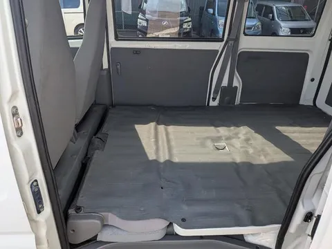 Mitsubishi Minicab Van