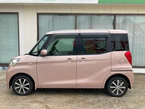 Mitsubishi eK Space