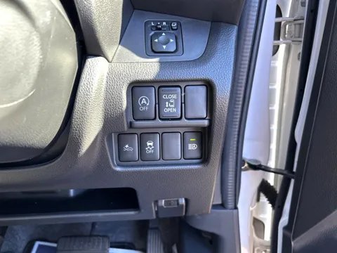 Mitsubishi eK Space Custom