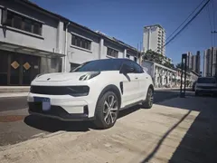 Lynk & Co Lynk & Co 05