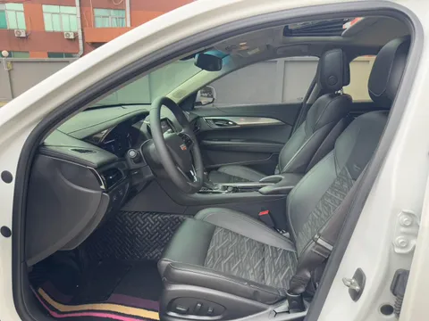 Cadillac ATS-L