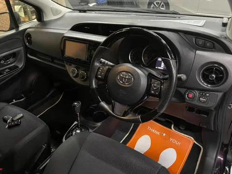 Toyota Yaris (Vitz)