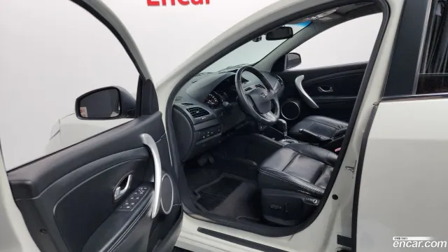 Renault SM3