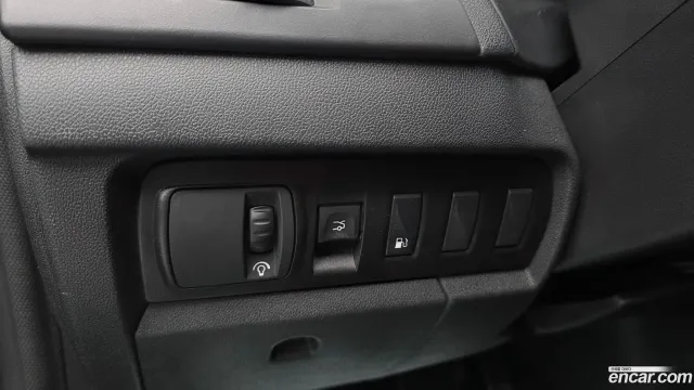 Renault SM3