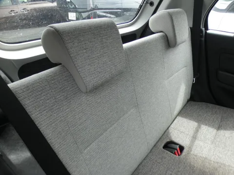 Daihatsu Mira Tocot
