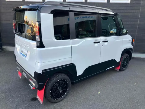 Mitsubishi Delica Mini