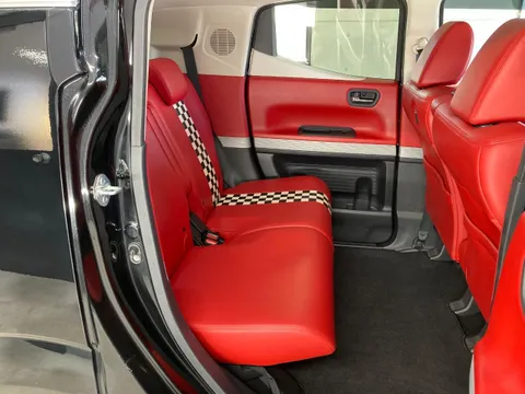Honda N-BOX Slash