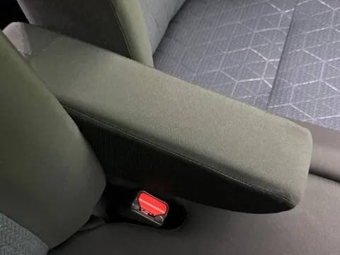 Mitsubishi eK X
