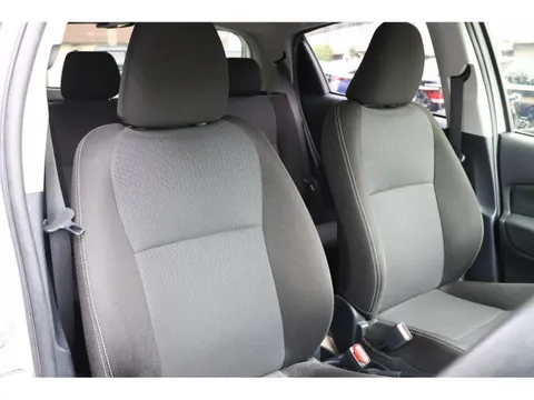 Toyota Yaris (Vitz)