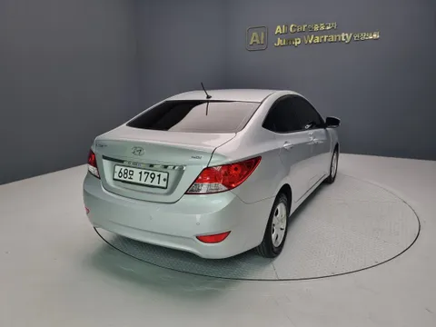Hyundai Accent