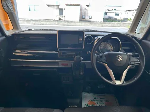 Suzuki Spacia Custom