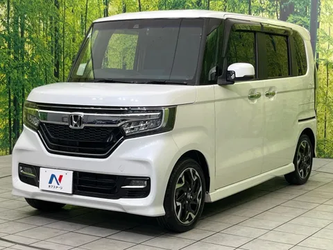 Honda N-BOX Custom