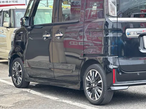 Suzuki Spacia Custom