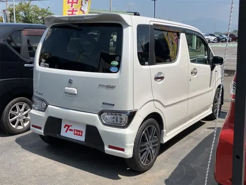 Suzuki Wagon R Stingray