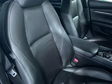 Mazda MAZDA3 Sedan