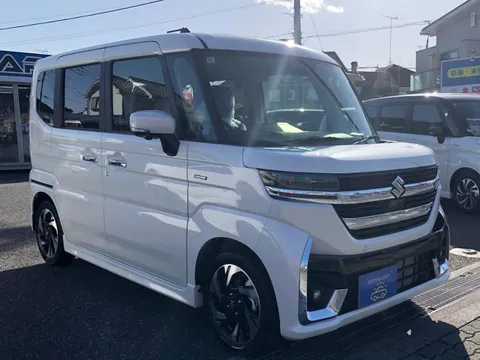 Suzuki Spacia Custom