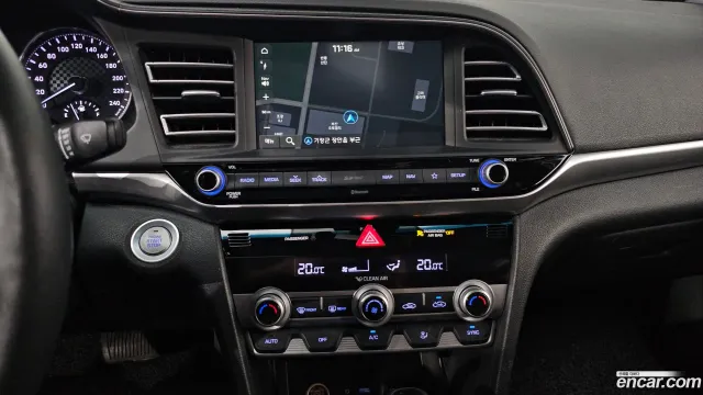 Hyundai Elantra (Avante)
