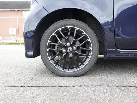 Honda N-WGN Custom