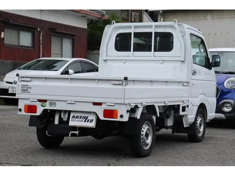 Nissan Clipper Truck