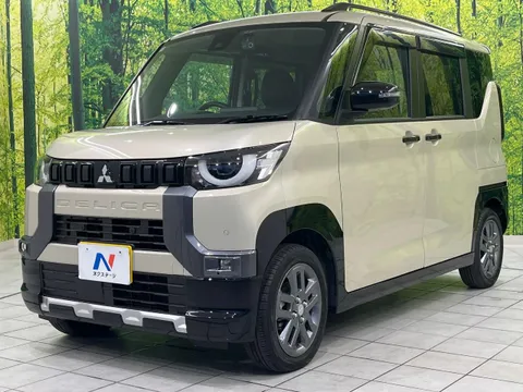 Mitsubishi Delica Mini