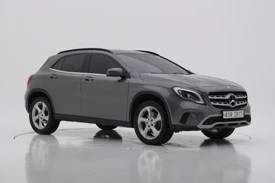 Mercedes-Benz GLA-Class
