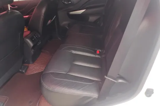 Nissan Terra