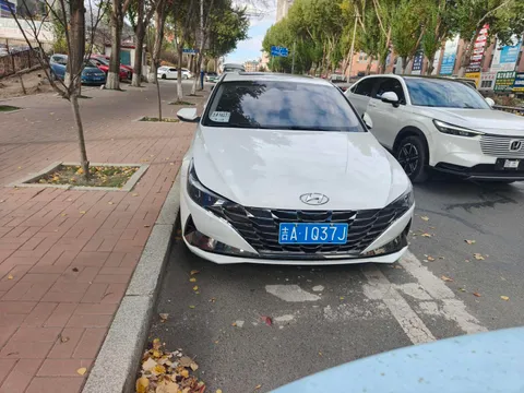 Hyundai Elantra (Avante)