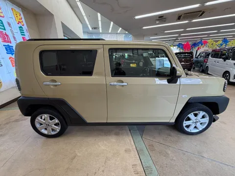 Daihatsu Taft