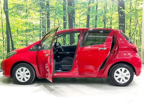 Toyota Yaris (Vitz)
