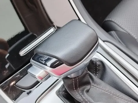 Changan Raeton CC