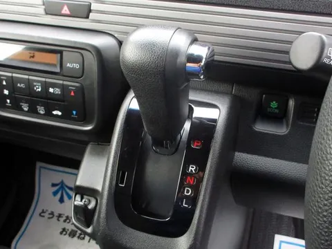 Honda N-VAN Plus Style