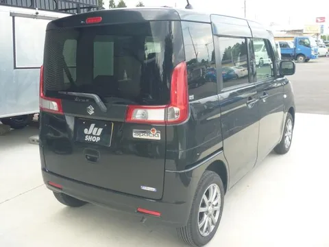 Suzuki Spacia