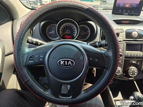 Kia Cerato (Forte)
