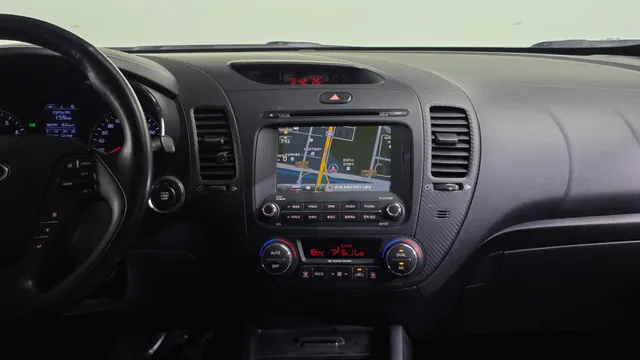 Kia Cerato (K3)