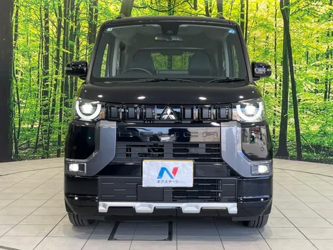 Mitsubishi Delica Mini