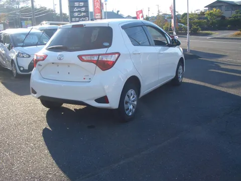 Toyota Yaris (Vitz)