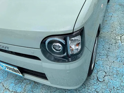 Daihatsu Mira Tocot